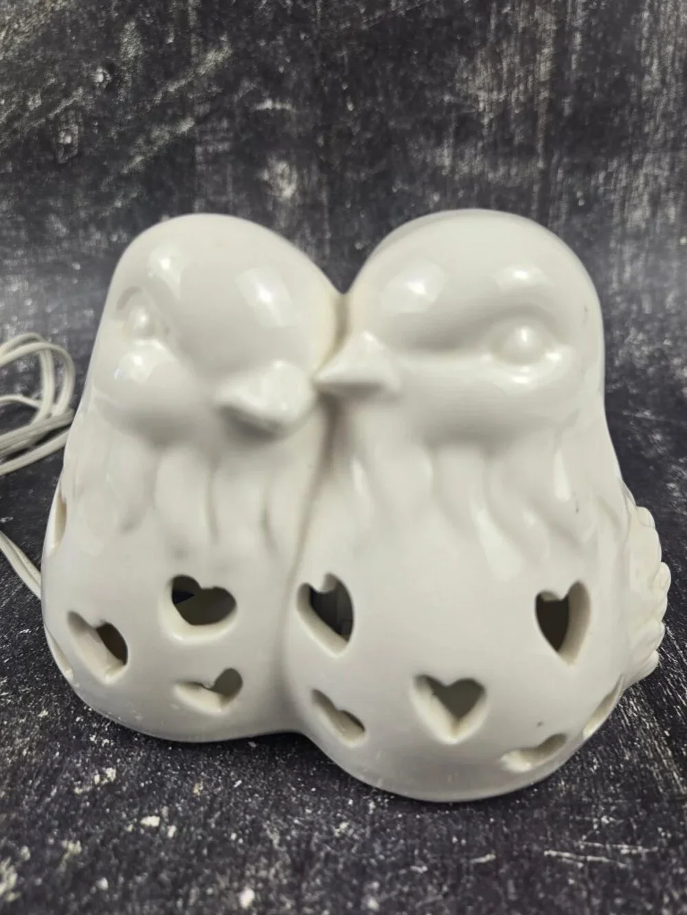 Cracker Barrel Love Birds Ceramic Lamp WORKS Electric Plug Heart Shaped Cutouts